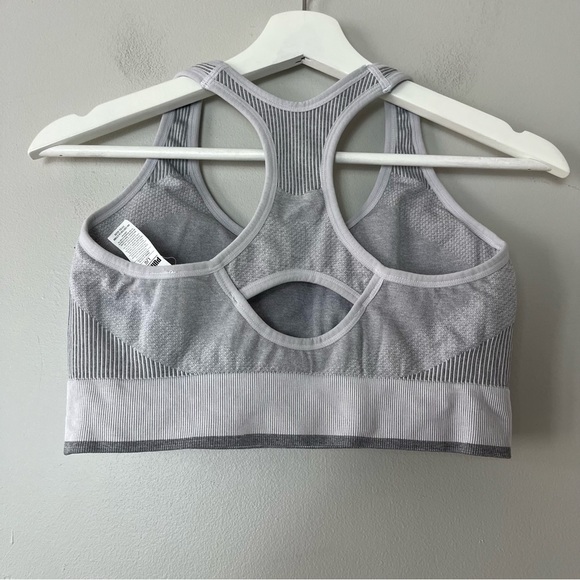 Puma Racerback Removable Cups Sports Bra Gray and White Large - Picture 2 of 5
